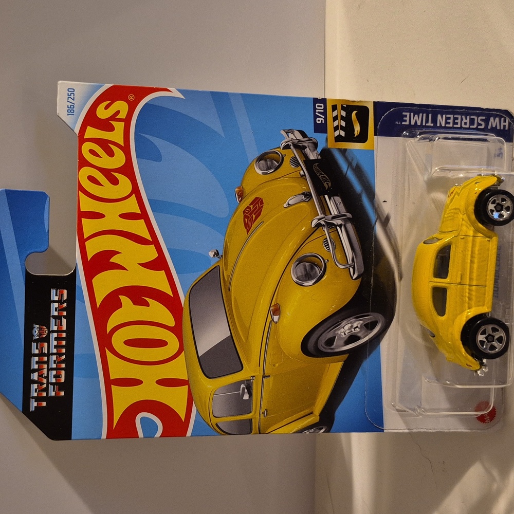 1B24 Hot Wheels Volkswagen Beetle Bumblebee with shipping protector